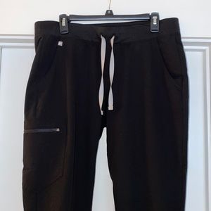 FIGS jogger scrub pants, size large